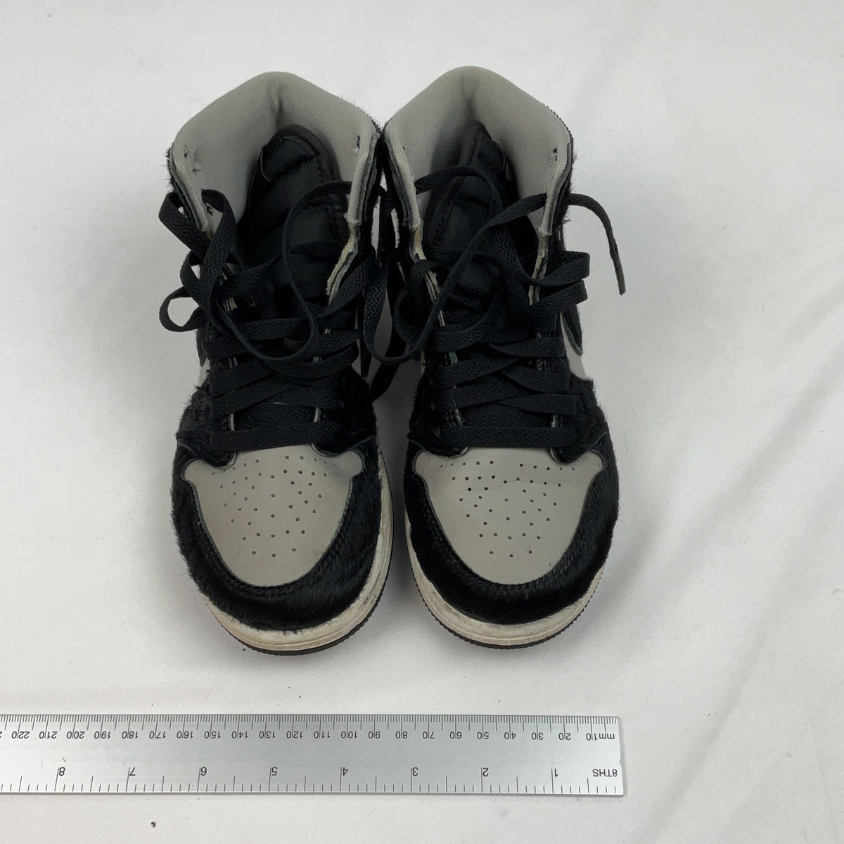 Jordan 1 Retro High OG Leather Black Grey UK 1 Kids Sneakers Pony Hair Retro