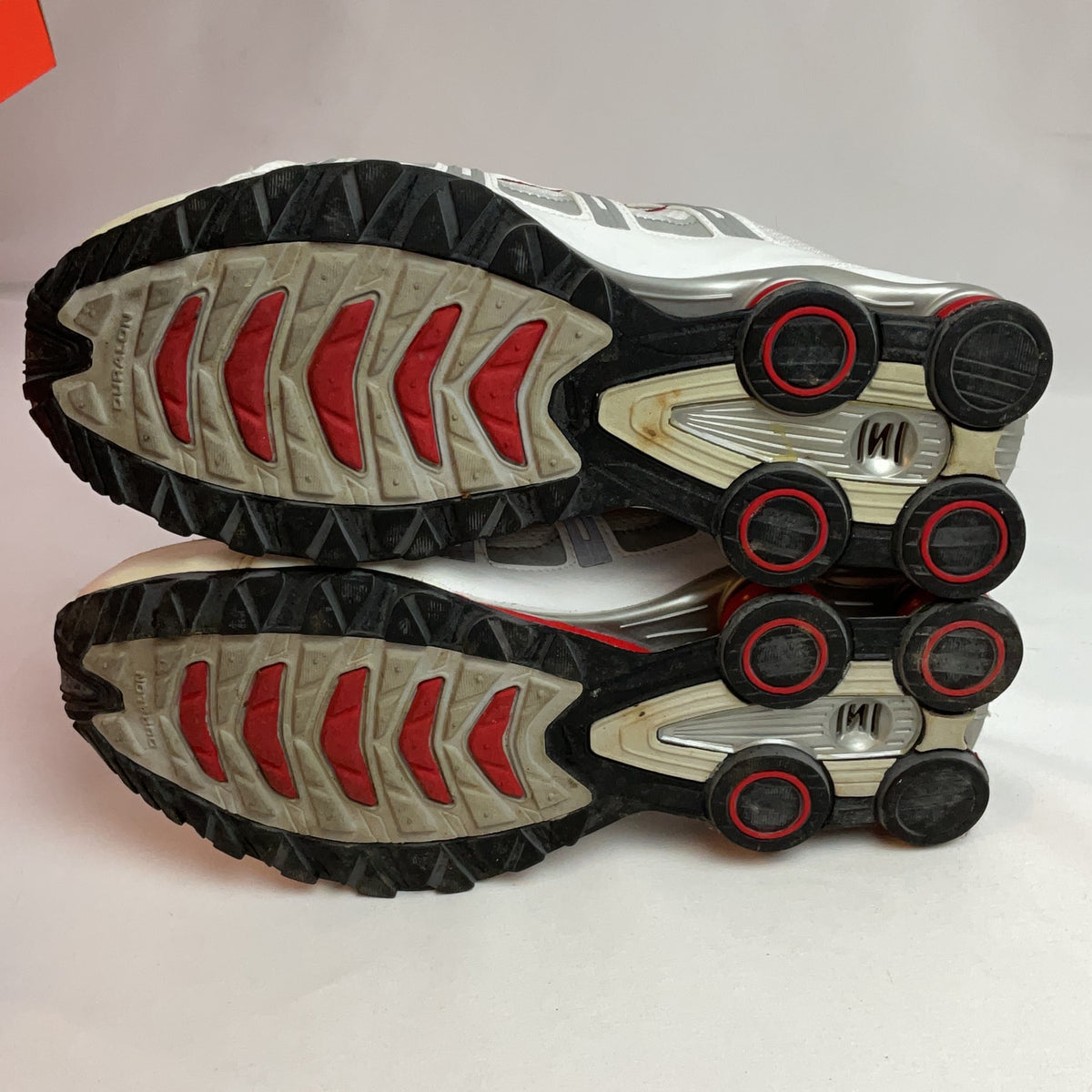 Nike Shox Running Shoes White UK 8.5 Red Silver Y2K Trainers Boxed Retro