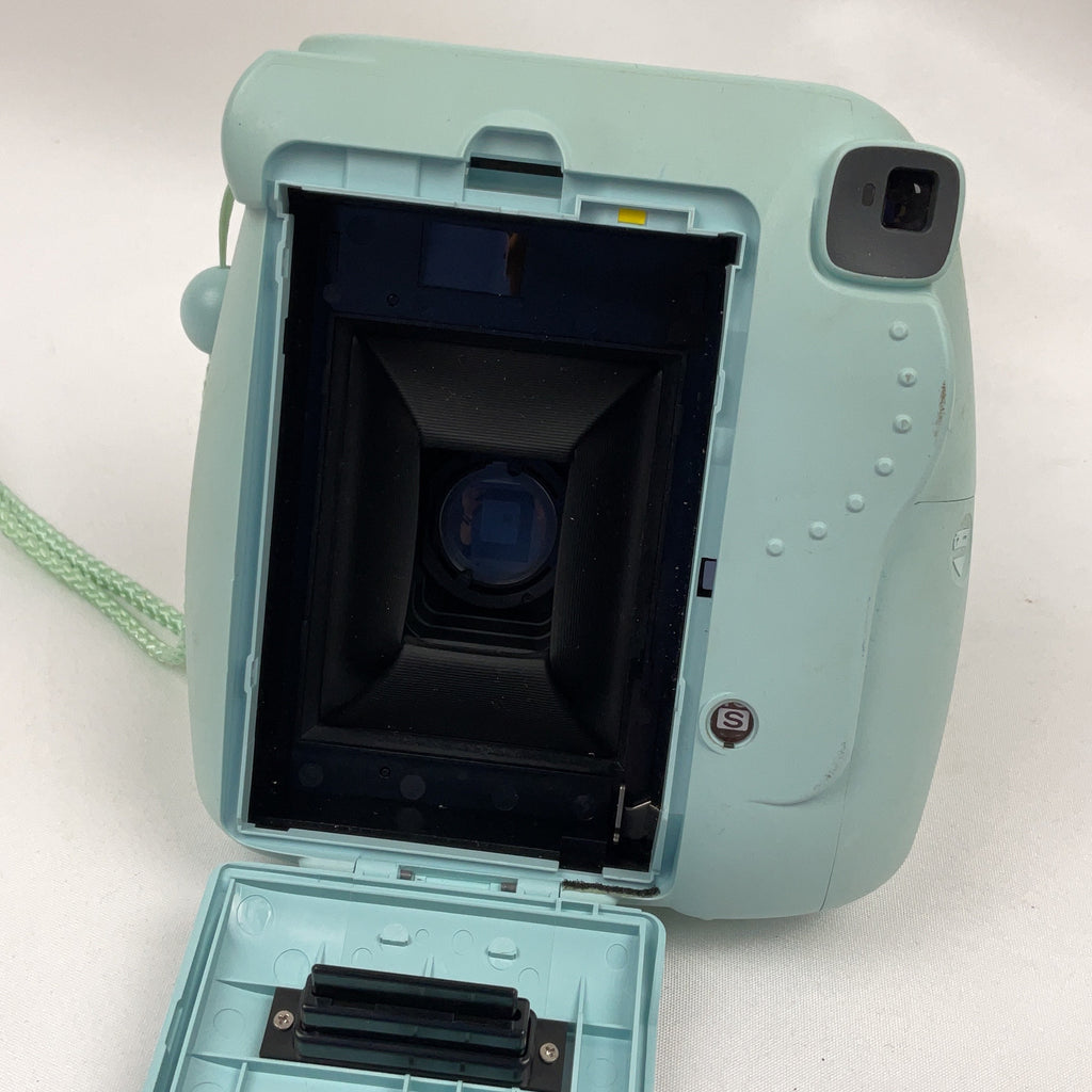Fujifilm Instax Mini 8 Instant Camera Mint Green Retro Point Shoot Film