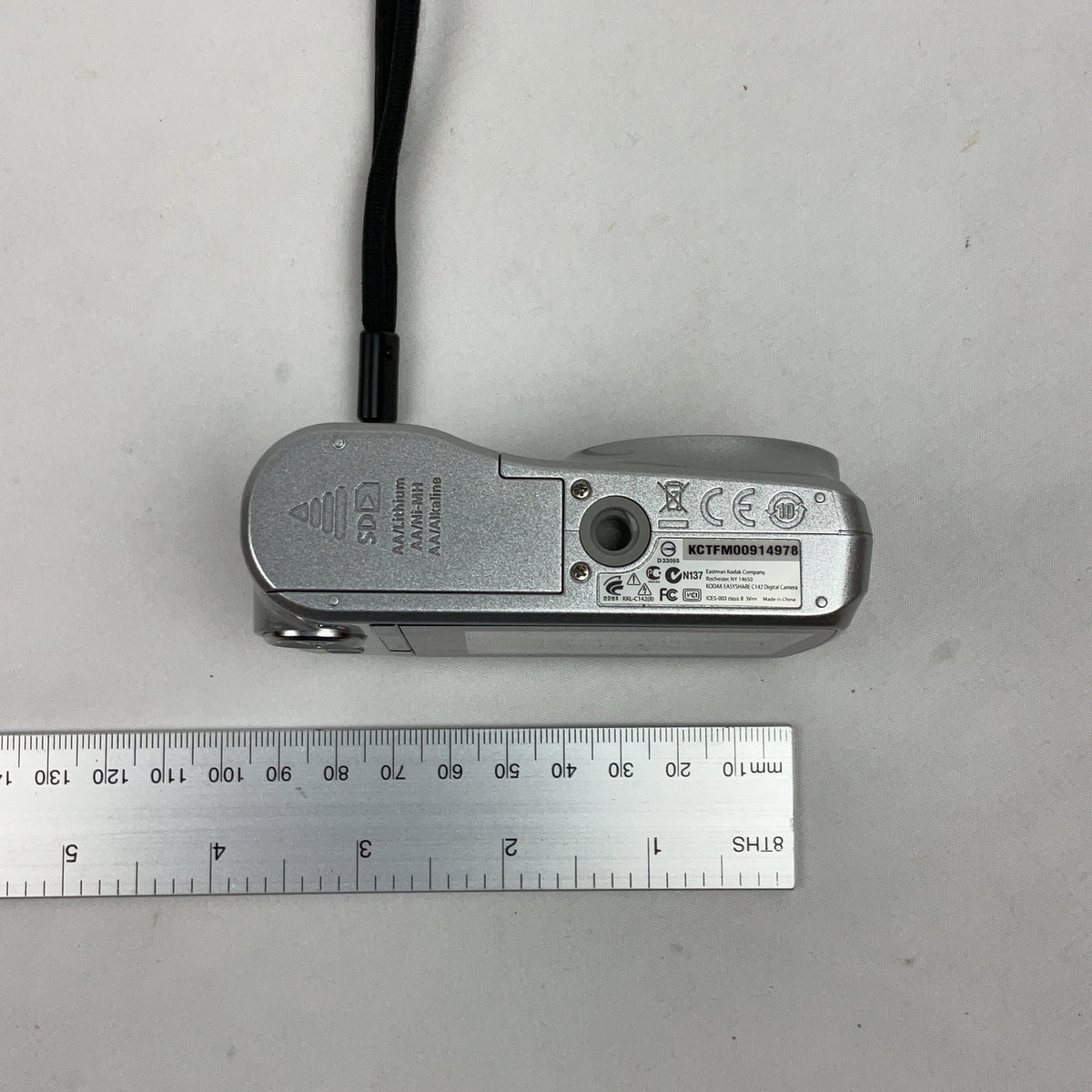 Kodak EasyShare C142 Digital Camera Silver 10MP 3x Zoom Boxed With Case